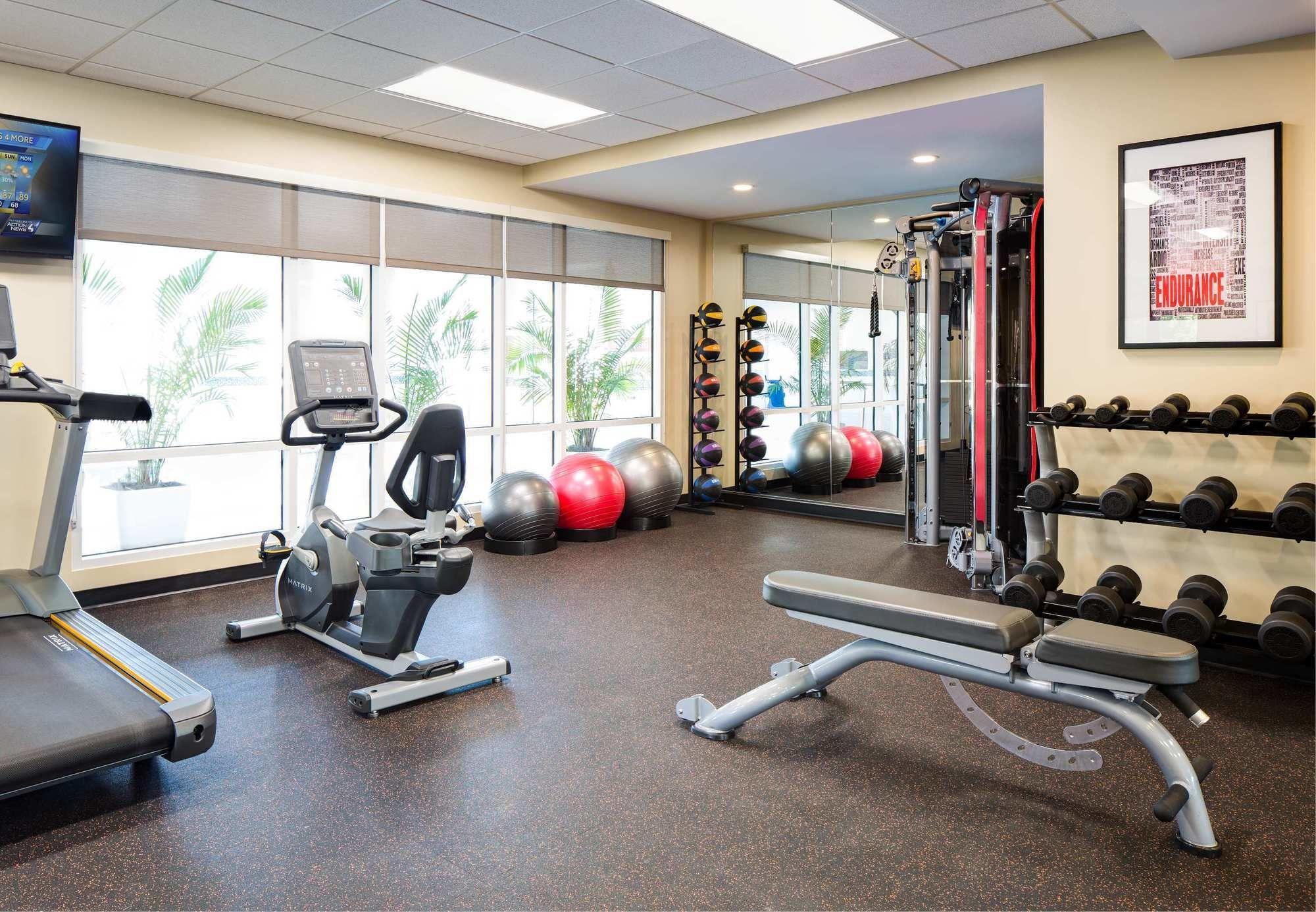 Towneplace Suites By Marriott Pittsburgh Harmarville Екстериор снимка