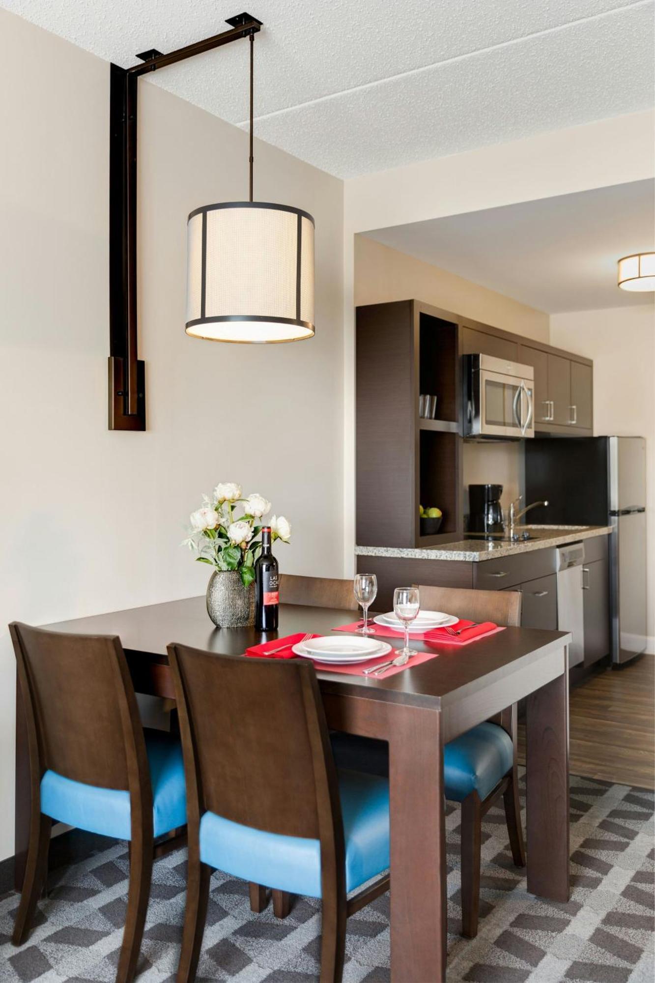 Towneplace Suites By Marriott Pittsburgh Harmarville Екстериор снимка