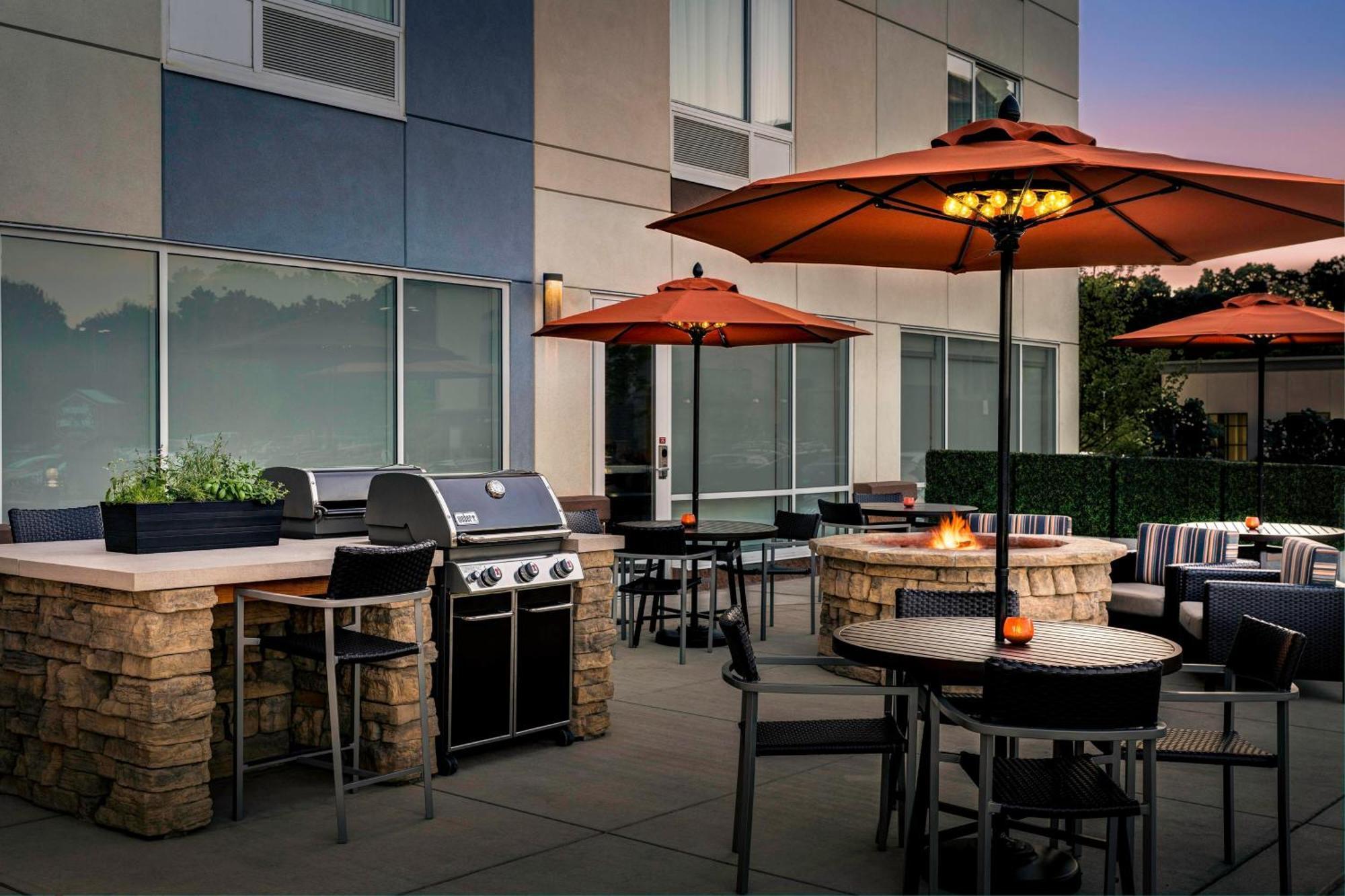 Towneplace Suites By Marriott Pittsburgh Harmarville Екстериор снимка